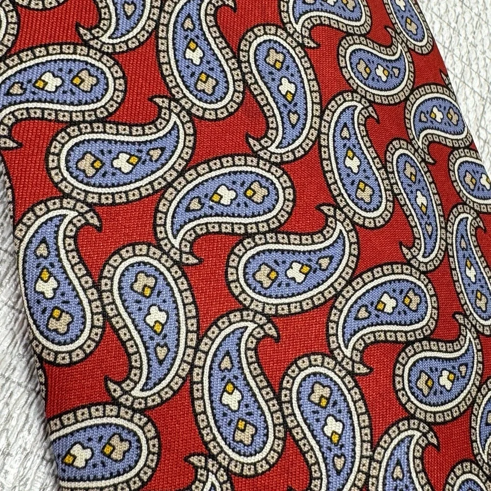 Harve Benard Paisley Silk Tie Mens Red‎ Blue Classic Formal Professional Preppy